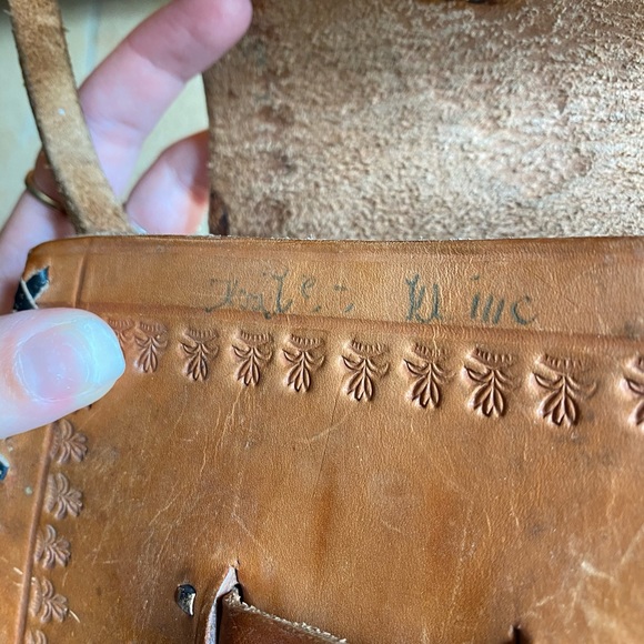 Vintage Real Leather Handmade Crossbody Bag! - Picture 5 of 6